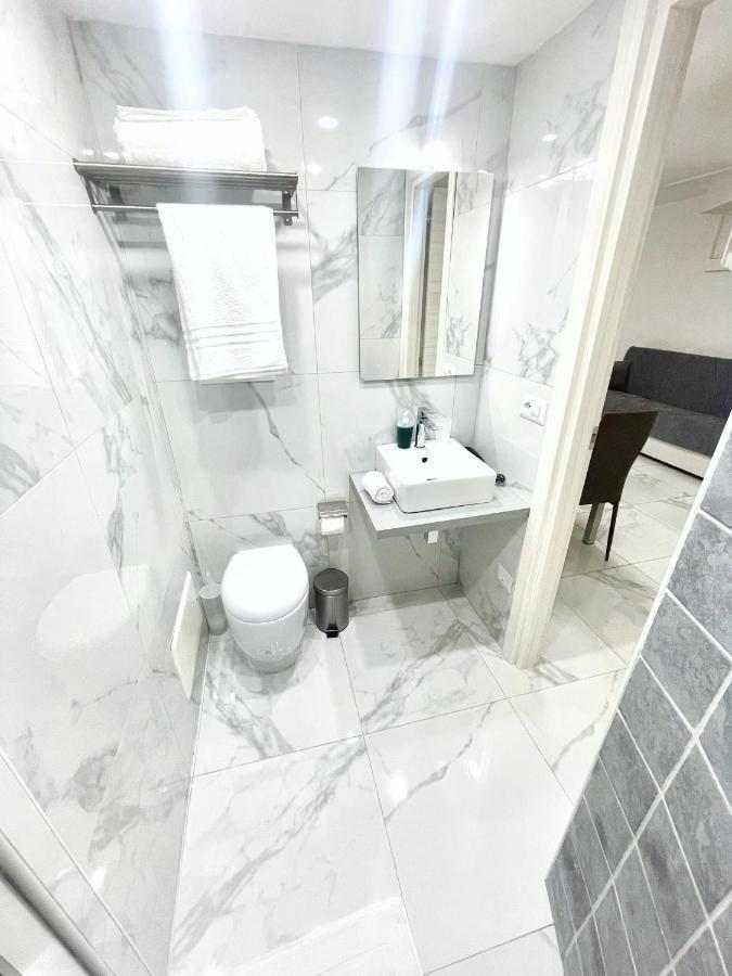 House Relax Apartment Centro Di Napoli Exterior photo